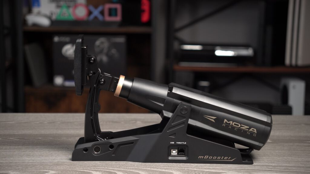 Moza mBooster Pedal im Profil