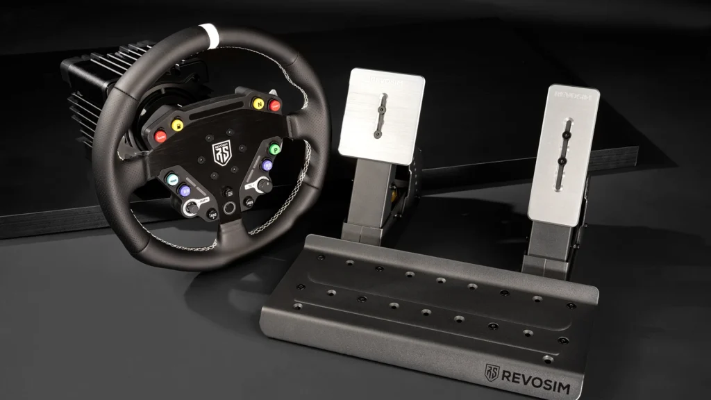 Revosim Bundle mit Lenkrad Basis und Pedale