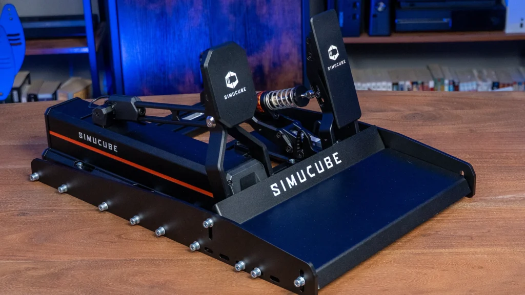 Simucube Active Pedal Pro im Set mit Gaspedal