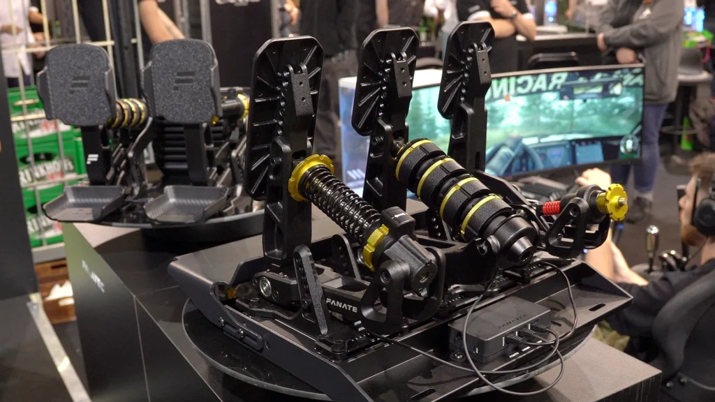 Die neuen Fanatec Podium Pedals auf der Sim Racing Expo
